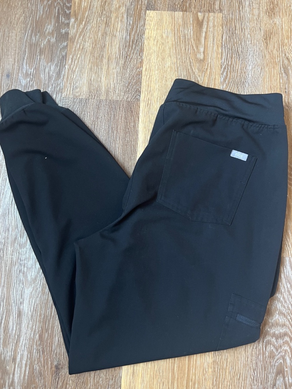 Figs black joggers - large
